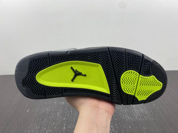 Air Jordan 4 Retro SE 