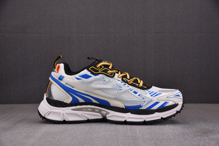 Off-White c/o Virgil Abloh