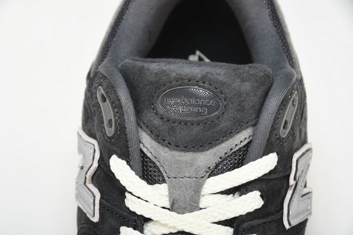 New Balance M2002RHO