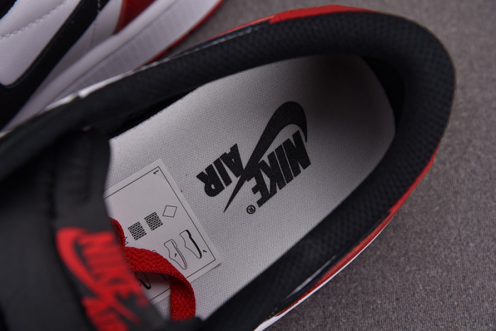 Air Jordan 1 Low OG “Black Toe” CZ0790-106