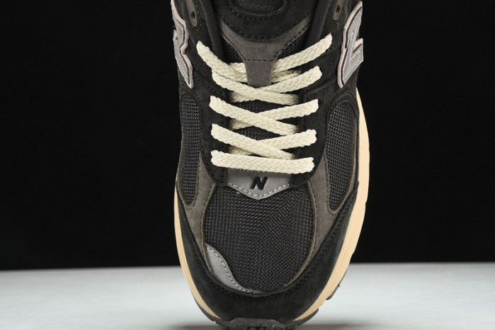 New Balance M2002RHO