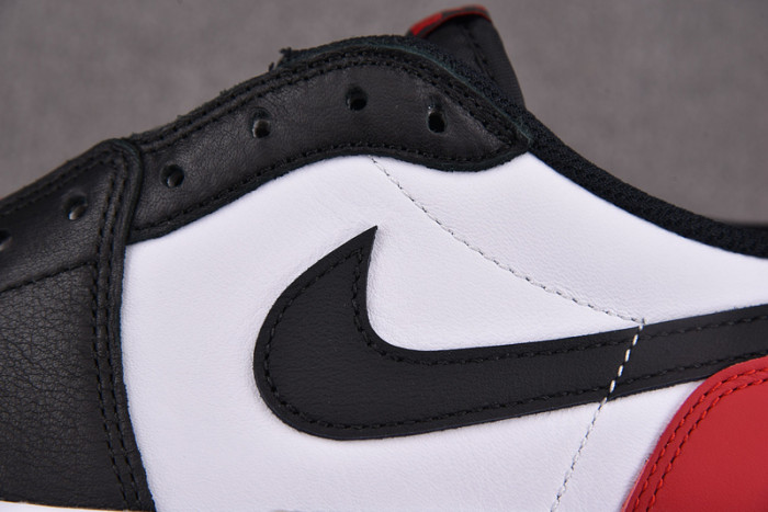 Air Jordan 1 Low OG “Black Toe” CZ0790-106