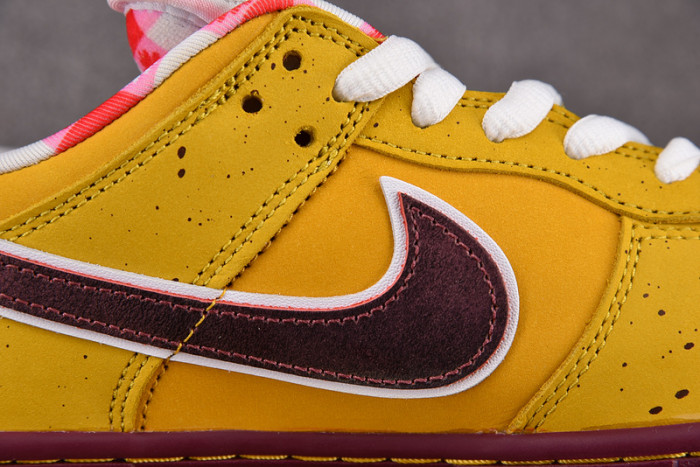 NIKE SB DUNK LOW PREMIUM Yellow Lobster 313170-137566