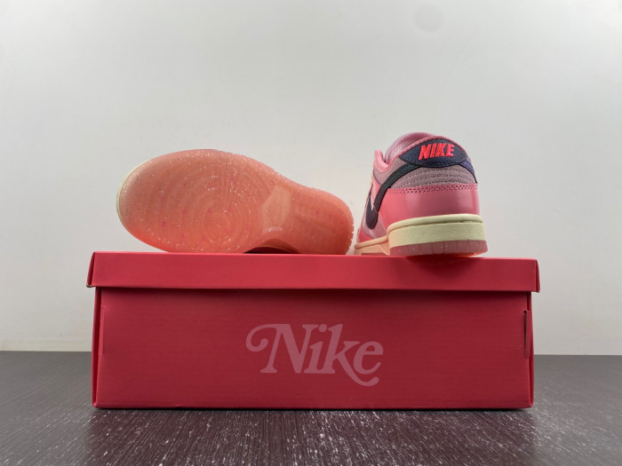 Nike Dunk Low WMNS Barbie FN8927-621