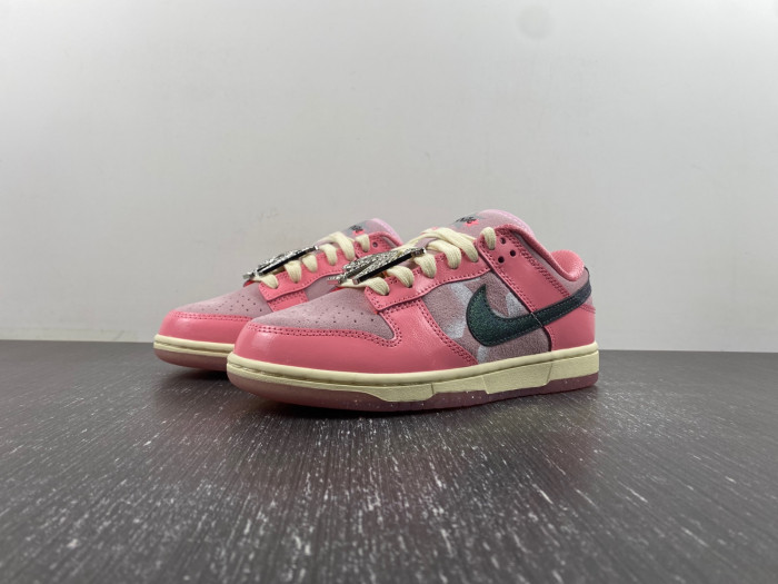 Nike Dunk Low WMNS Barbie FN8927-621