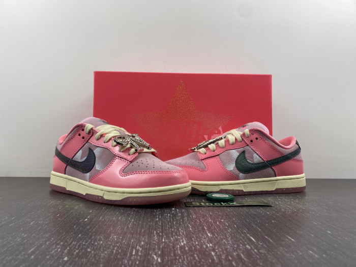 Nike Dunk Low WMNS Barbie FN8927-621