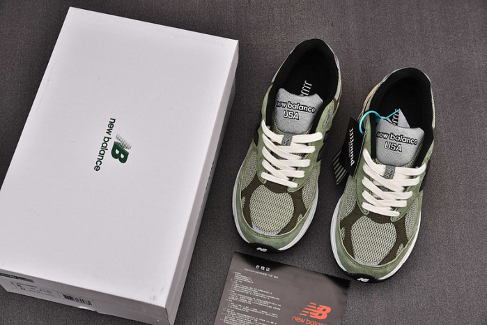 New Balance M990JD3