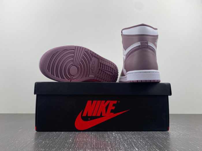 Air Jordan 1 High OG “Mauve” DZ5485-105