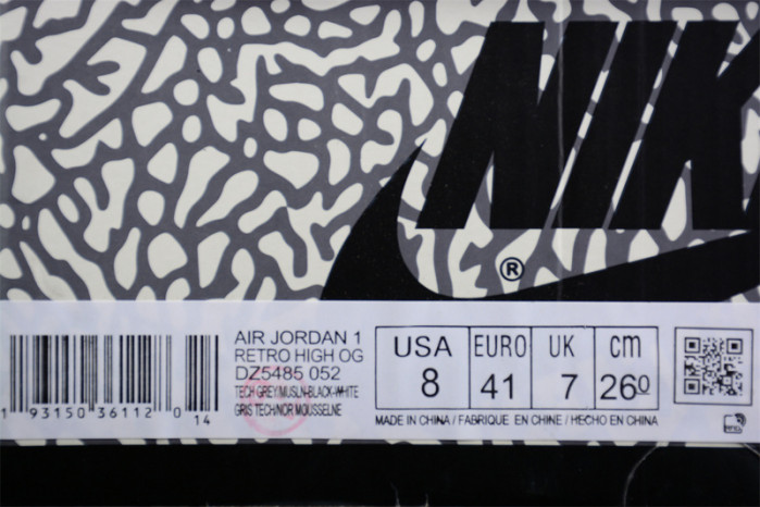 Air Jordan 1 Retro High OG "White Cement" DZ5485-052