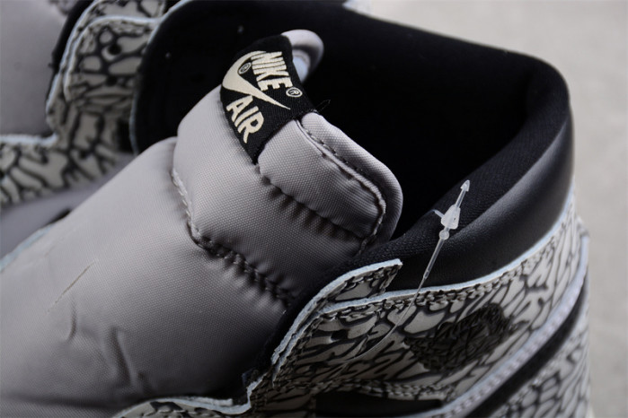 Air Jordan 1 Retro High OG "White Cement" DZ5485-052