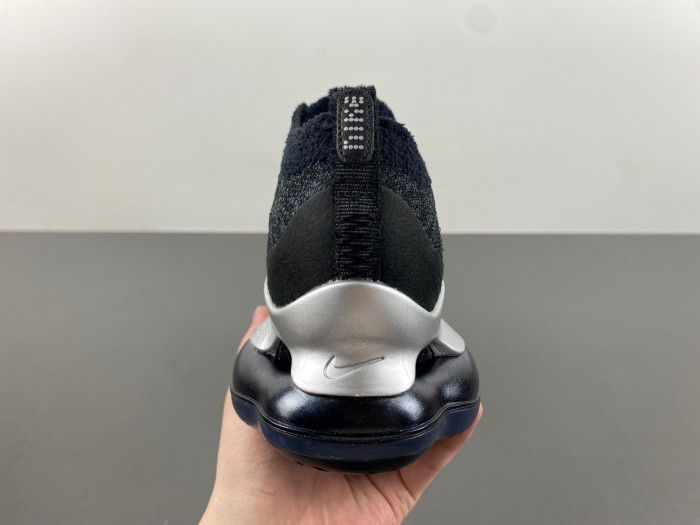 NIKE AIR MAX LOW-TOP SNEAKERS HJ3487-001