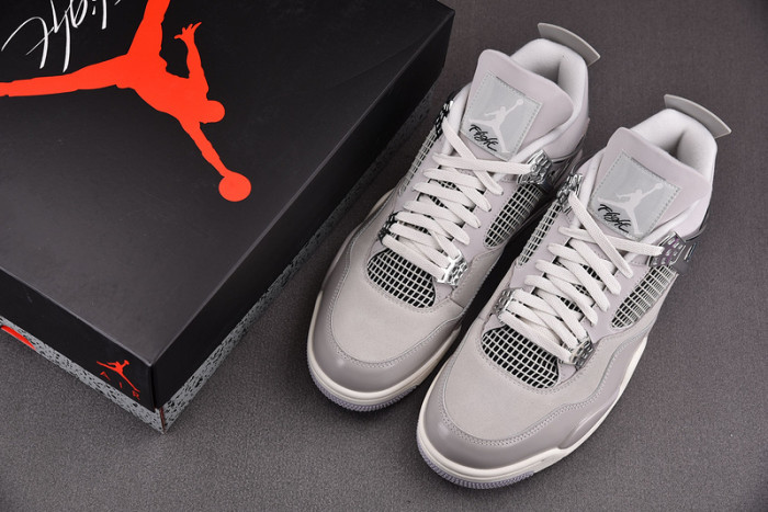 Air Jordan 4 Womens Frozen Moments AQ9129-001