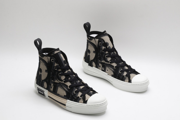 DIO* B23 OBLIQUE HIGH-TOP SNEAKER