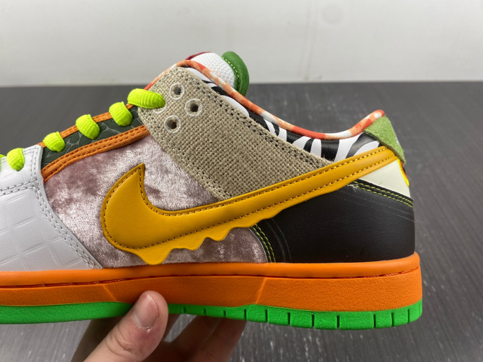 Nike Dunk Low WHAT THE PAUL