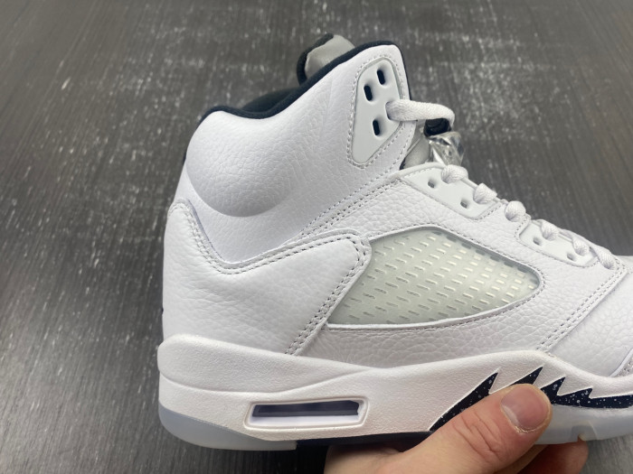 AIR JORDAN 5 "WHITE/BLACK" DD0587-110