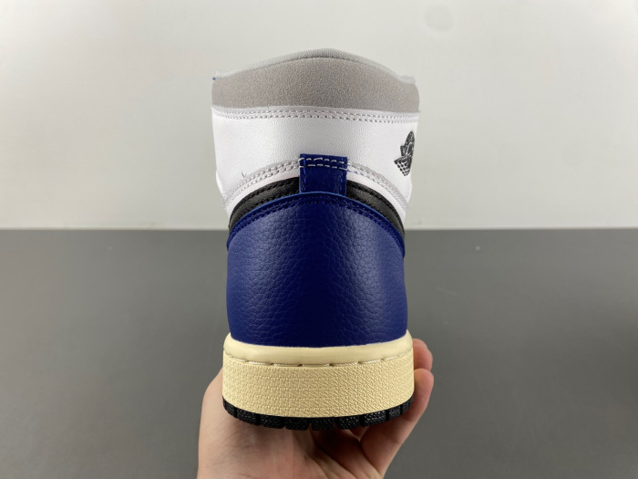 Air Jordan 1 Retro High OG "Deep Royal Blue" DZ5485-100