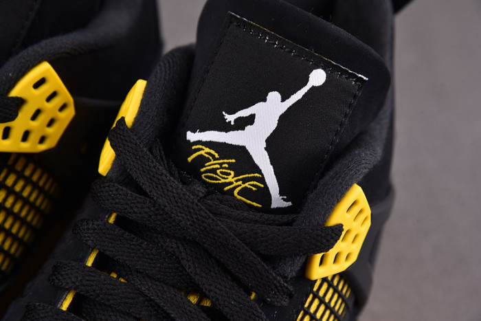 AIR JORDAN 4 RETRO THUNDER (2023) - DH6927-017