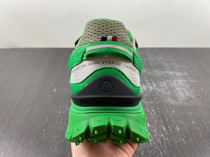 MONCLER TRAILGRIP GORE-TEX